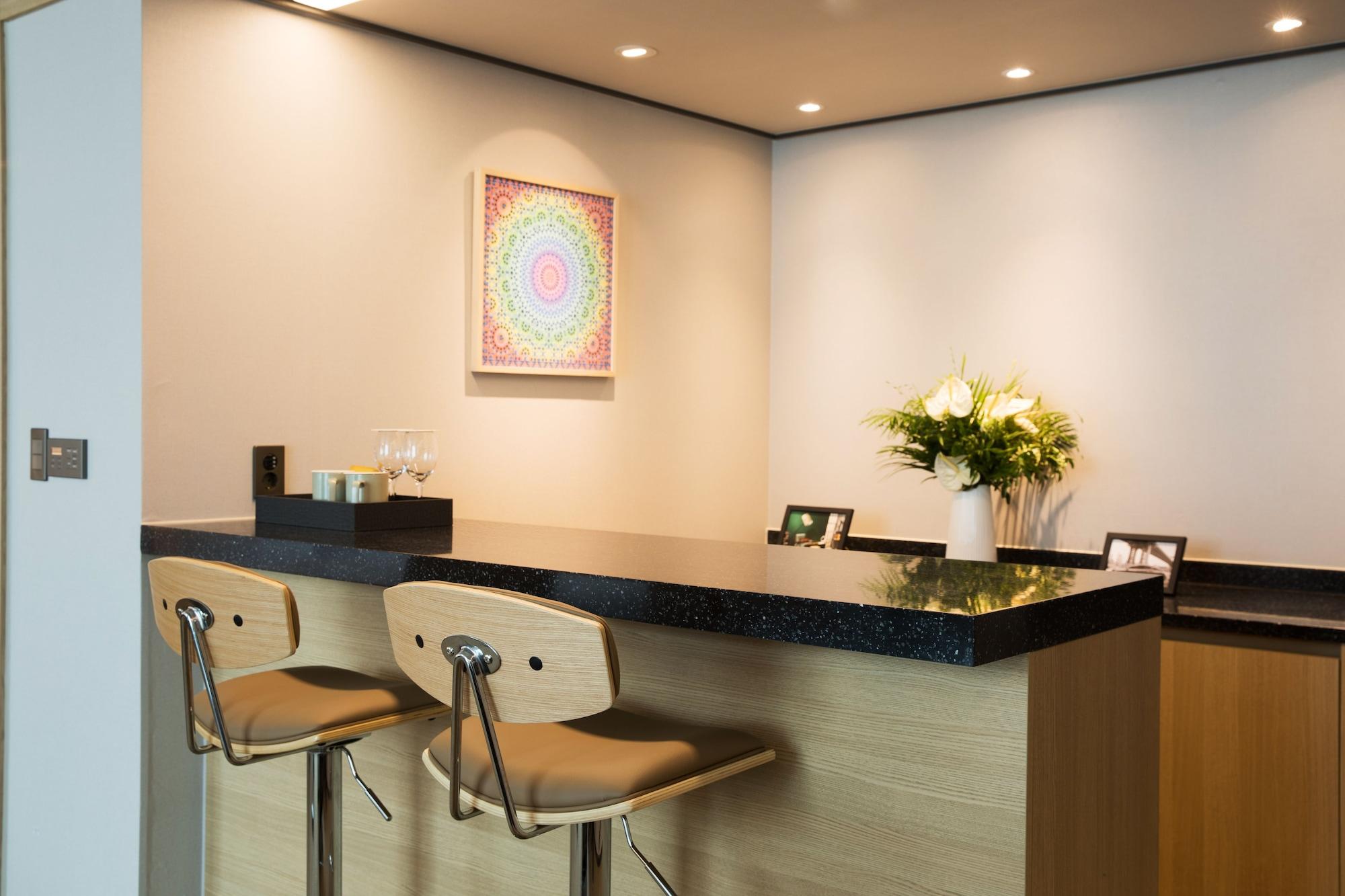 Orakai Cheonggyesan Hotel, BW Premier Collection โซล ภายนอก รูปภาพ
